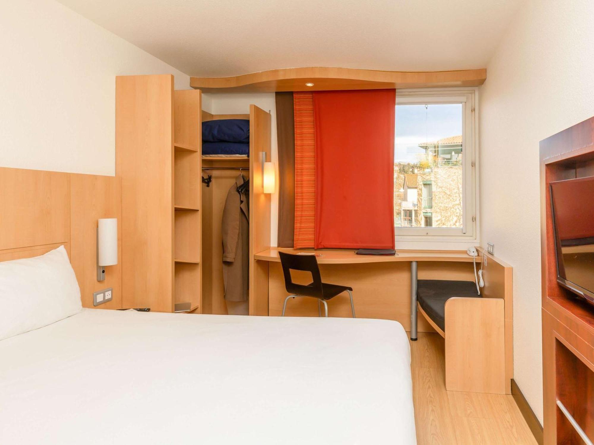 Ibis Le Puy-En-Velay Centre Hotel Buitenkant foto
